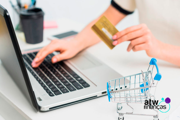 Veja como se prevenir na hora de fazer compras internacionais