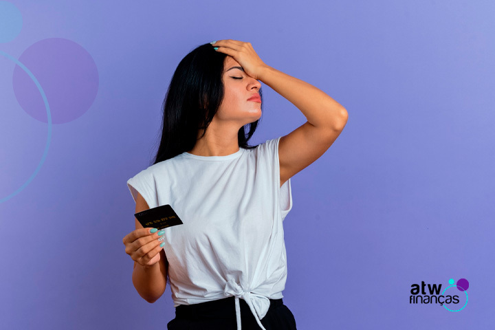 Como cancelar um cartão de crédito