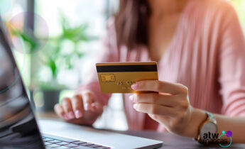 Como melhorar seu score de crédito usando um cartão de crédito