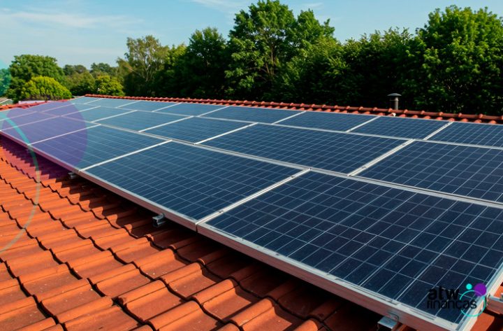 Painéis solares em casa: economia na conta de luz e valorização do imóvel