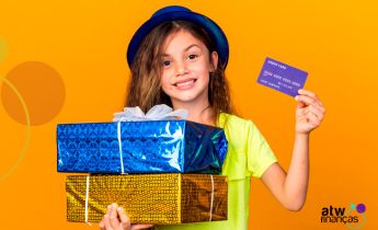 Cartão de crédito: como evitar dívidas na hora de comprar presentes para os filhos.