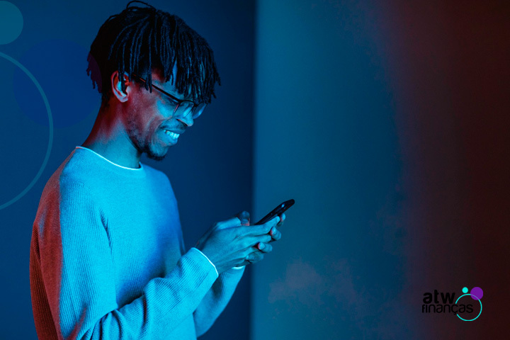 Para celebrar os 165 anos, cartões da Caixa oferecem muitas vantagens