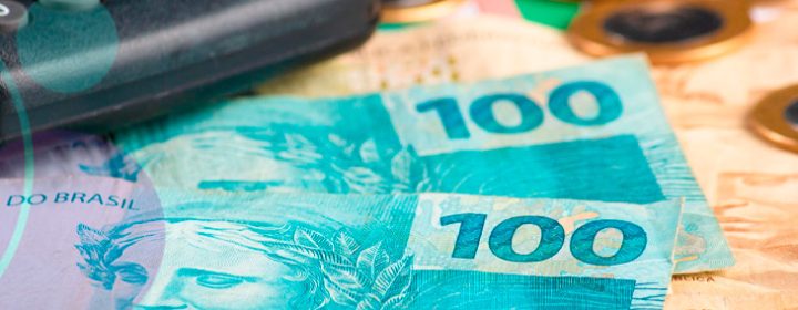 Quando o salário acaba antes do mês: o que os dados mostram