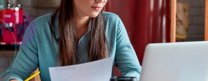 Checklist financeiro de maio: IR, presentes, contas anuais e meio do ano sem caos