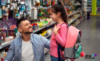 Seu filho vê como você compra: o que maio ensina sobre consumo e afeto dentro de casa