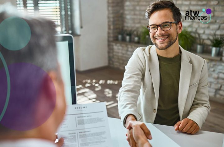 Entrevista de emprego no frio: como se apresentar bem mesmo com pouca roupa social