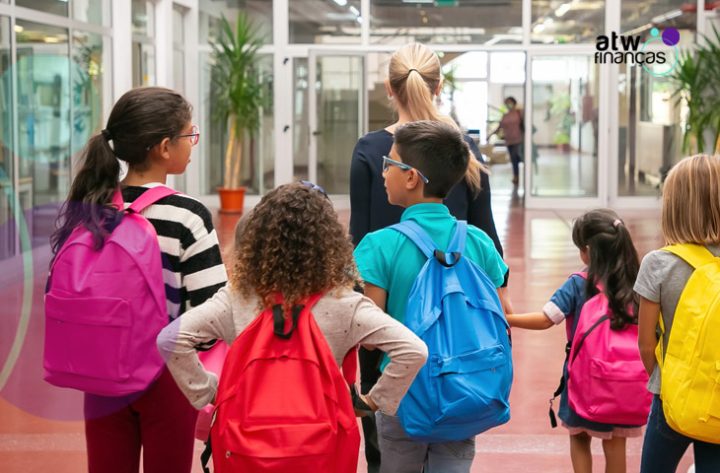 Férias escolares sem viagem: como transformar a rotina das crianças sem gastar muito